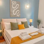 شقة Flatsharing - Friuli House - 3 Bedrooms ميلان