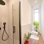 Flatsharing - Friuli House - 3 Bedrooms ميلان